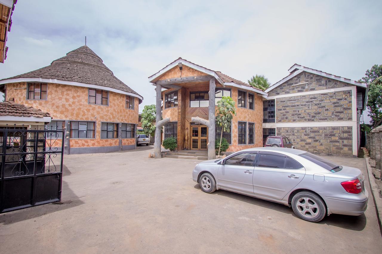 Hotel Genevieve Nakuru Exterior foto